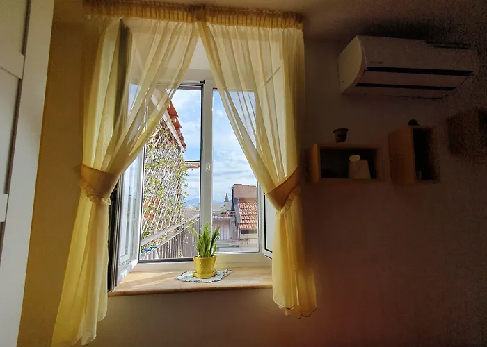 Annunziata 4* Naples