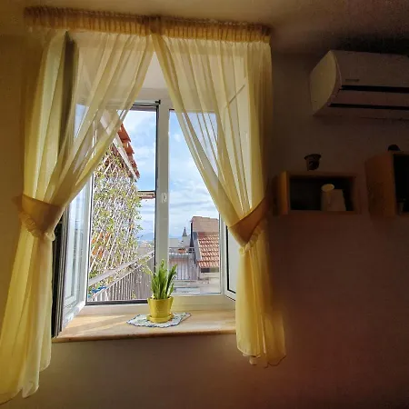 Annunziata Nocleg ze śniadaniem